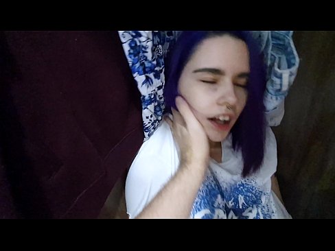 ❤️ Nire ahizpa armairuan aurkitu eta lagundu zion esperma Izorratu bideoa %eu.xxxshake.ruan ﹏