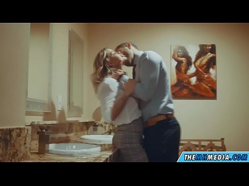 ❤️ Ilehoria busti batek komun publiko batean seduzitzen zaituenean Izorratu bideoa %eu.xxxshake.ruan ﹏